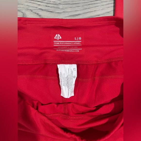 NWOT Alpha Prime Reflective Legging in Ruby Red - Picture 3 of 3